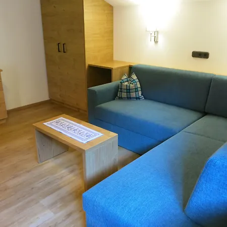 Hinteranger * Тукс