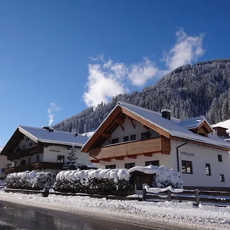 Hinteranger Тукс