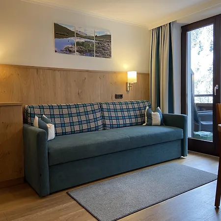 Hinteranger Тукс