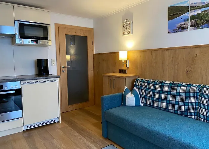 Hinteranger * トゥクス